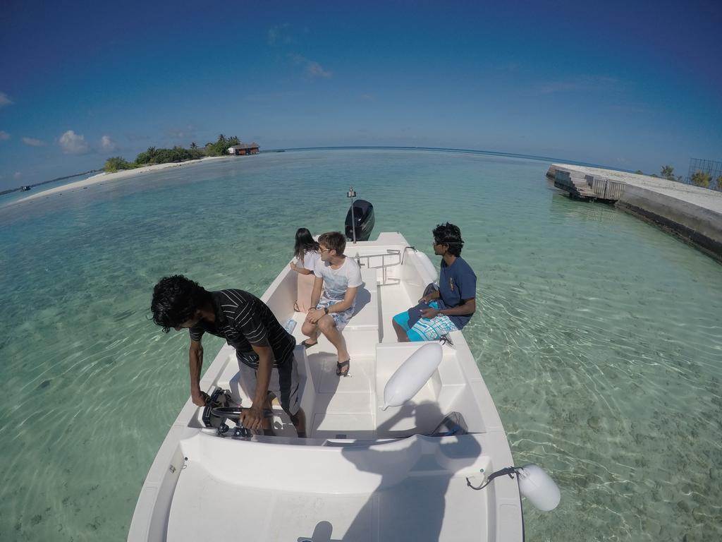 Maldives Seashine Hotel Huraa Exterior foto