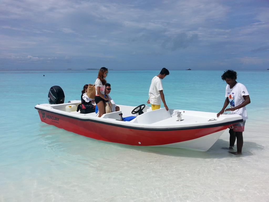 Maldives Seashine Hotel Huraa Exterior foto