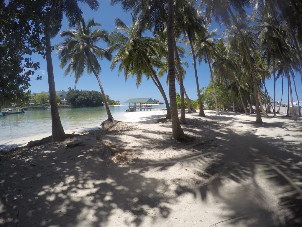 Maldives Seashine Hotel Huraa Exterior foto